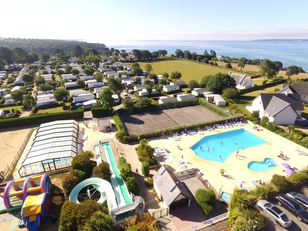 camping avec piscine foret fouesnant